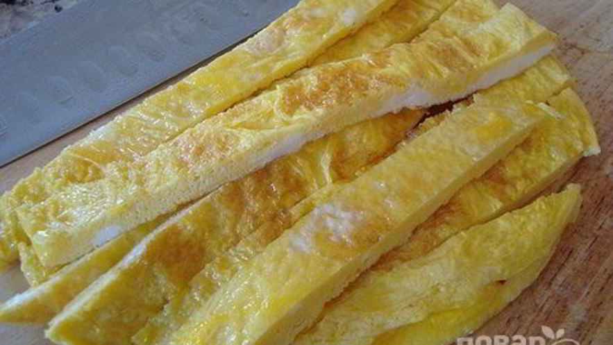 Рецепт яичного блинчика для роллов