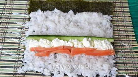 Рецепт запеченных роллов с лососем