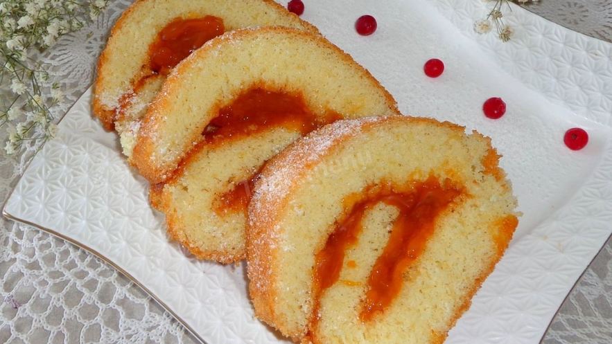Рецепт бисквитного быстрого рулета за 5 минут