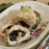 Рецепт Куриного рулета с черносливом