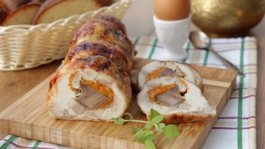 Рецепт куриного рулета с корейской морковью и языком