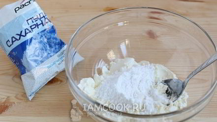 Рецепт меренгового рулета с малиной