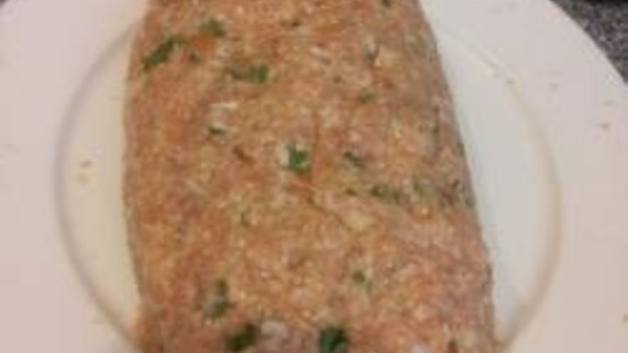 Рецепт мясного рулета фаршированного баклажанами и сыром