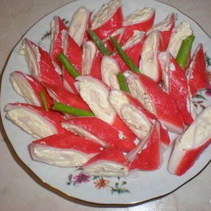 Рецепт Острых рулетиков из крабовых палочек