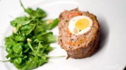 Рецепт рулета из фарша с яйцами