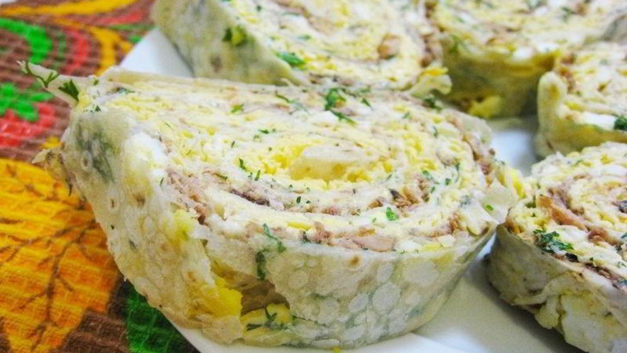 Рецепт рулета из лаваша с консервированной рыбой