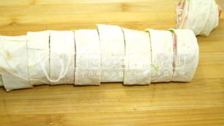 Рецепт рулета из лаваша закусочный