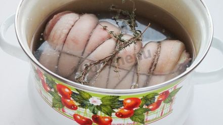 Рецепт рулета из пузанины вареный