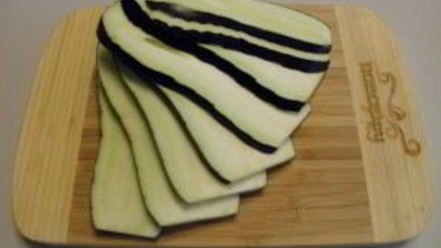 Рецепт рулетиков из баклажанов с корейской морковкой