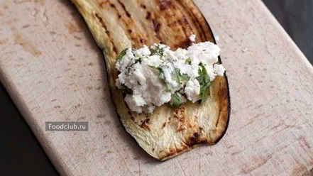 Рецепт рулетиков из баклажанов с сыром