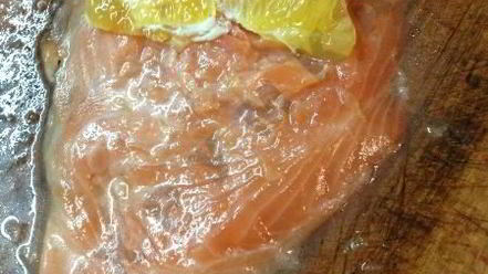 Рецепт рулетиков из форели с апельсинами