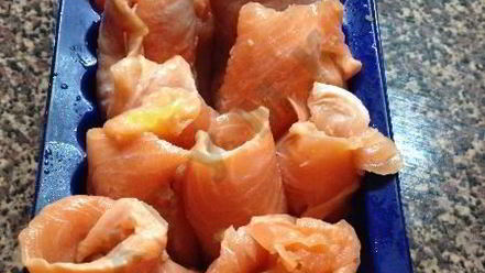Рецепт рулетиков из форели с апельсинами