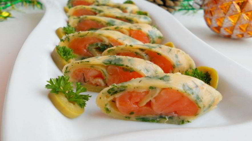 Рецепт рулетиков из сыра с семгой