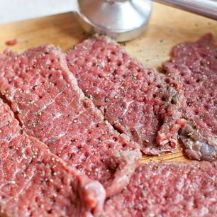 Рецепт Рулетов из говядины с зеленью