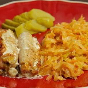 Рецепт Рулетов из свинины с грибами