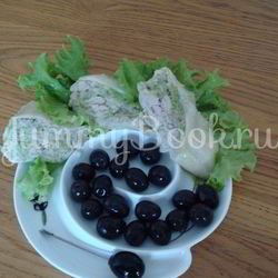 Рецепт Сырного рулета с куриным мясом и орехами