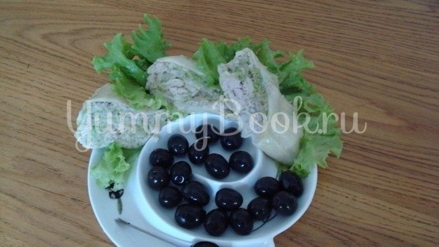 Рецепт сырного рулета с куриным мясом и орехами