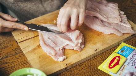 Рецепт запеченных куриных рулетиков