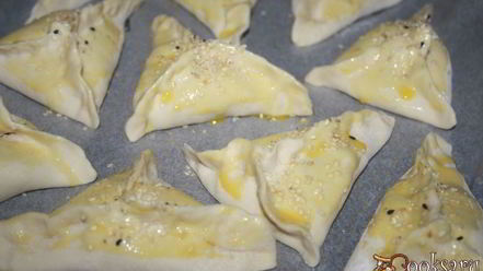 Рецепт быстрой самсы из слоеного теста с говяжьим фаршем