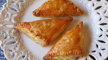 Рецепт Самсы из слоеного теста с сыром