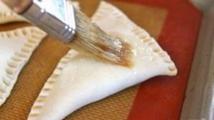 Рецепт самсы из слоеного теста с сыром