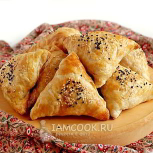 Рецепт Самсы с тыквой на готовом слоеном тесте