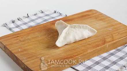 Рецепт самсы с тыквой на готовом слоеном тесте