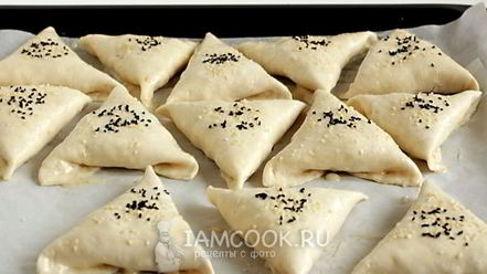Рецепт самсы с тыквой на готовом слоеном тесте