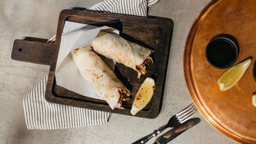 Рецепт шаурмы с курицей и восточными специями