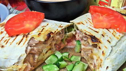 Рецепт шавермы с запеченной курицей и майонезным соусом