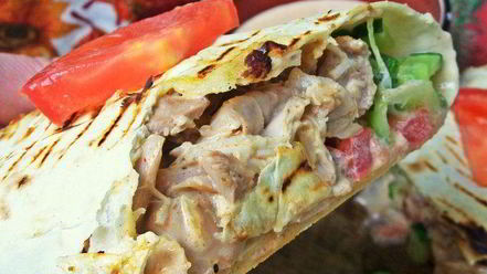 Рецепт шавермы с запеченной курицей и майонезным соусом