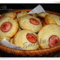 Рецепт Сосисок в слоеном тесте Пуговки