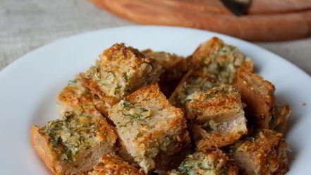 Рецепт чесночных сухариков из чабатты