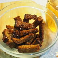 Рецепт Пикантных сухариков к пиву