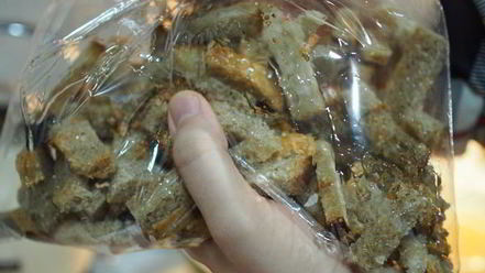 Рецепт пикантных сухариков к пиву