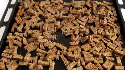 Рецепт ржаных сухариков с чесноком