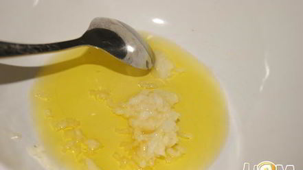 Рецепт сухариков белых и черные