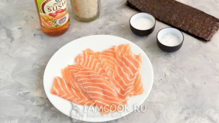 Рецепт суш нигири и гунканы с лососем