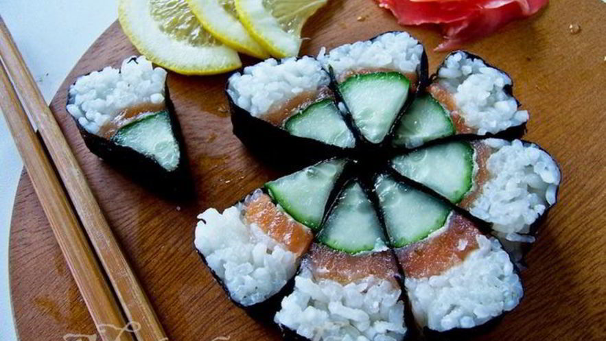 Рецепт суш-ролла огуречный цветок