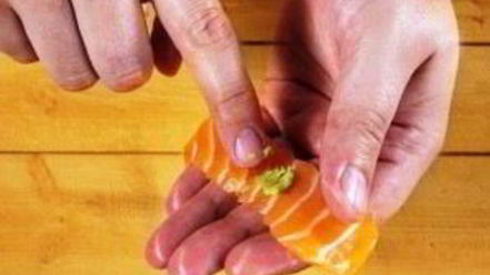 Рецепт суш с лососем