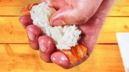 Рецепт суш с лососем