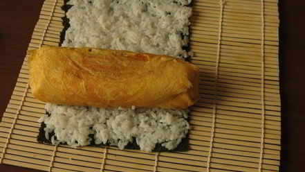 Рецепт суш с омлетом цыплята