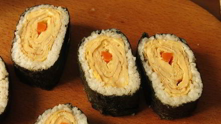 Рецепт суш с омлетом цыплята