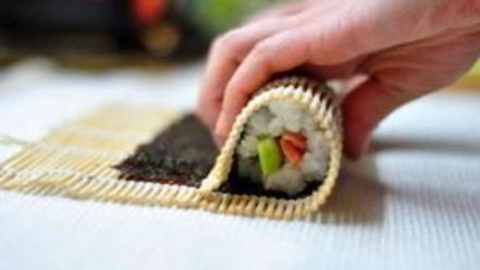 Рецепт суш с семгой и огурцом