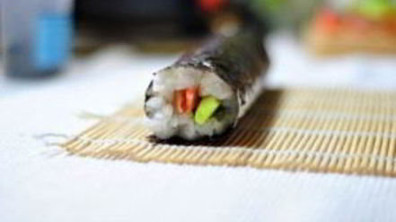Рецепт суш с семгой и огурцом