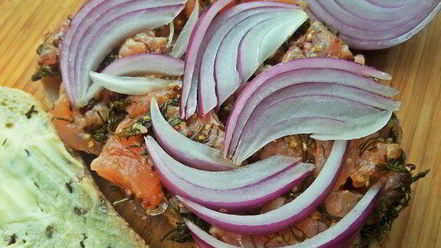 Рецепт горячего сэндвича с лососем