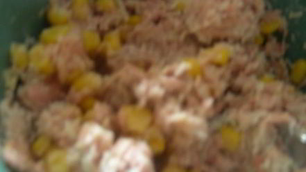 Рецепт сэндвича-гриля с тунцом, кукурузой и сладким перцем