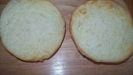 Рецепт сэндвича с курицей, горчицей и перепелиным яйцом