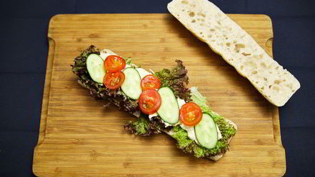 Рецепт сэндвича с курицей и овощами-гриль