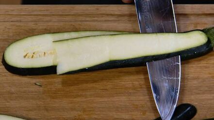 Рецепт сэндвича с цукини, помидорами и авокадо